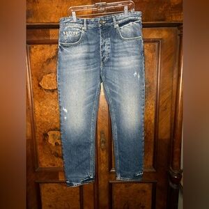 EUC ICON DENIM- Nick Jeans. Size 33 Classic Blue Denim